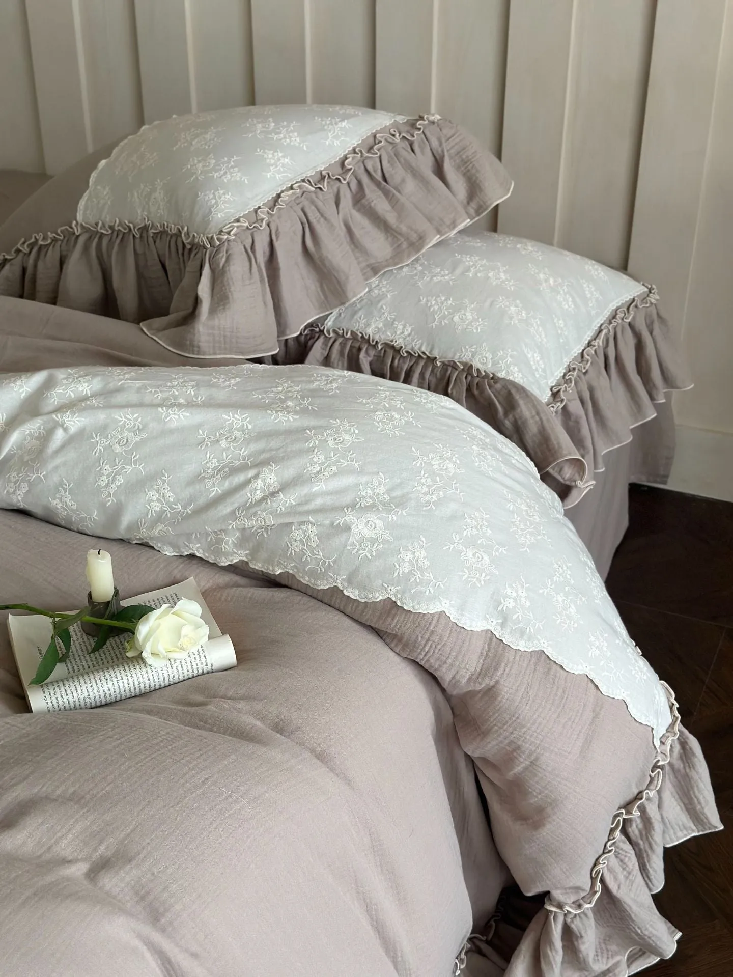 Celeste Soft Lace Embroidered Ruffle Bedding Set / Pink