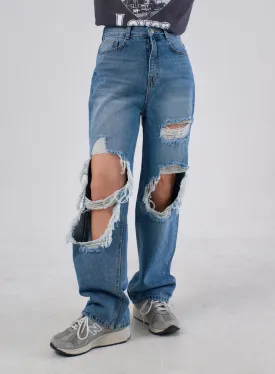 Ripped Knee Jeans IA305