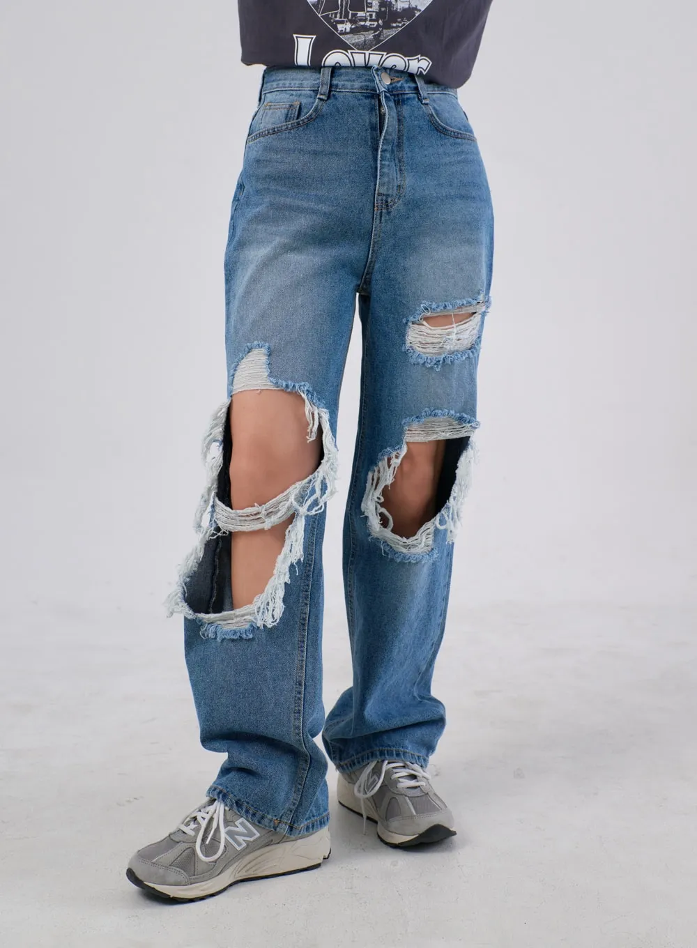 Ripped Knee Jeans IA305