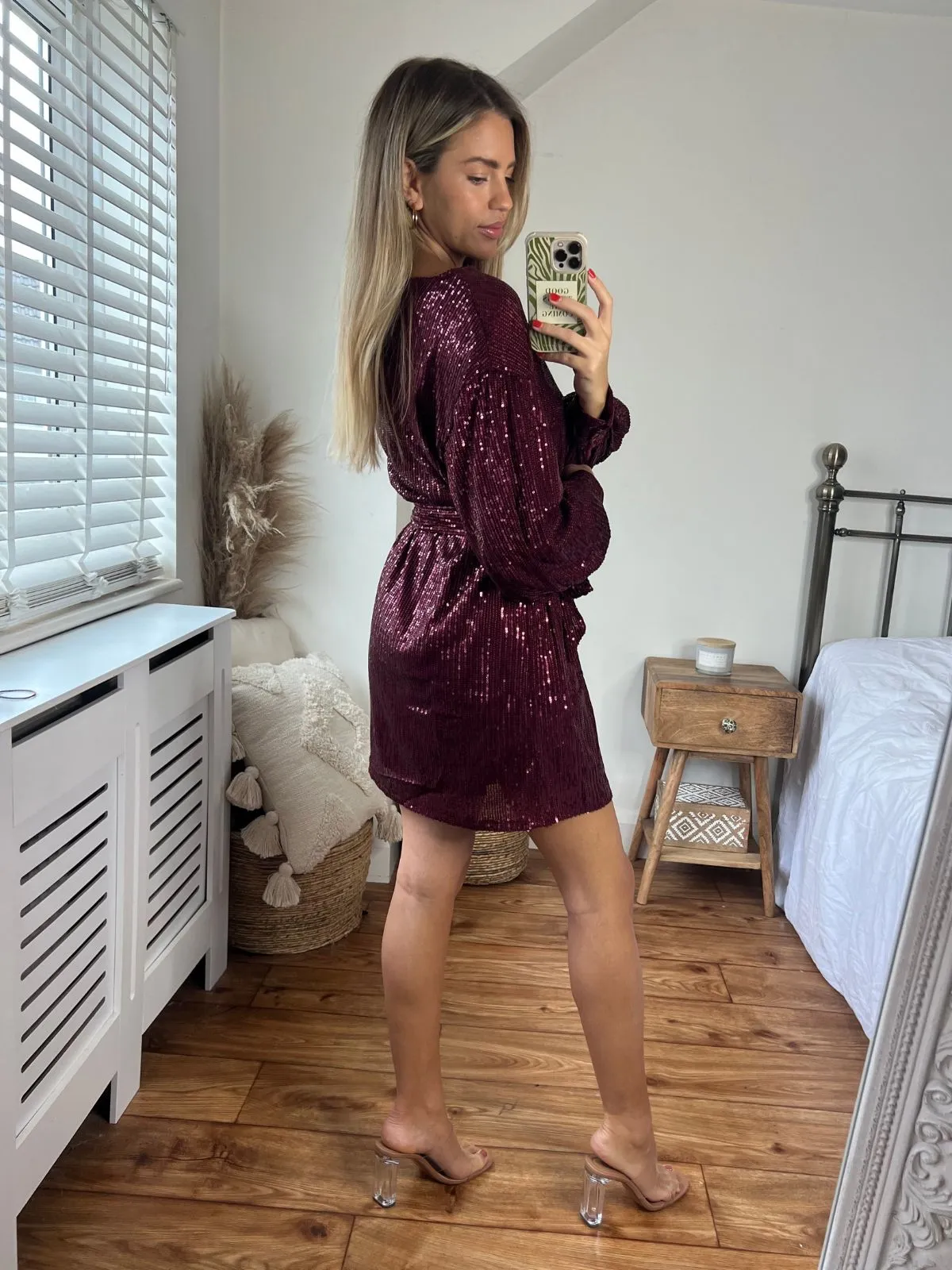 Skylar Balloon Sleeve Mini Dress / Mulberry Sequin