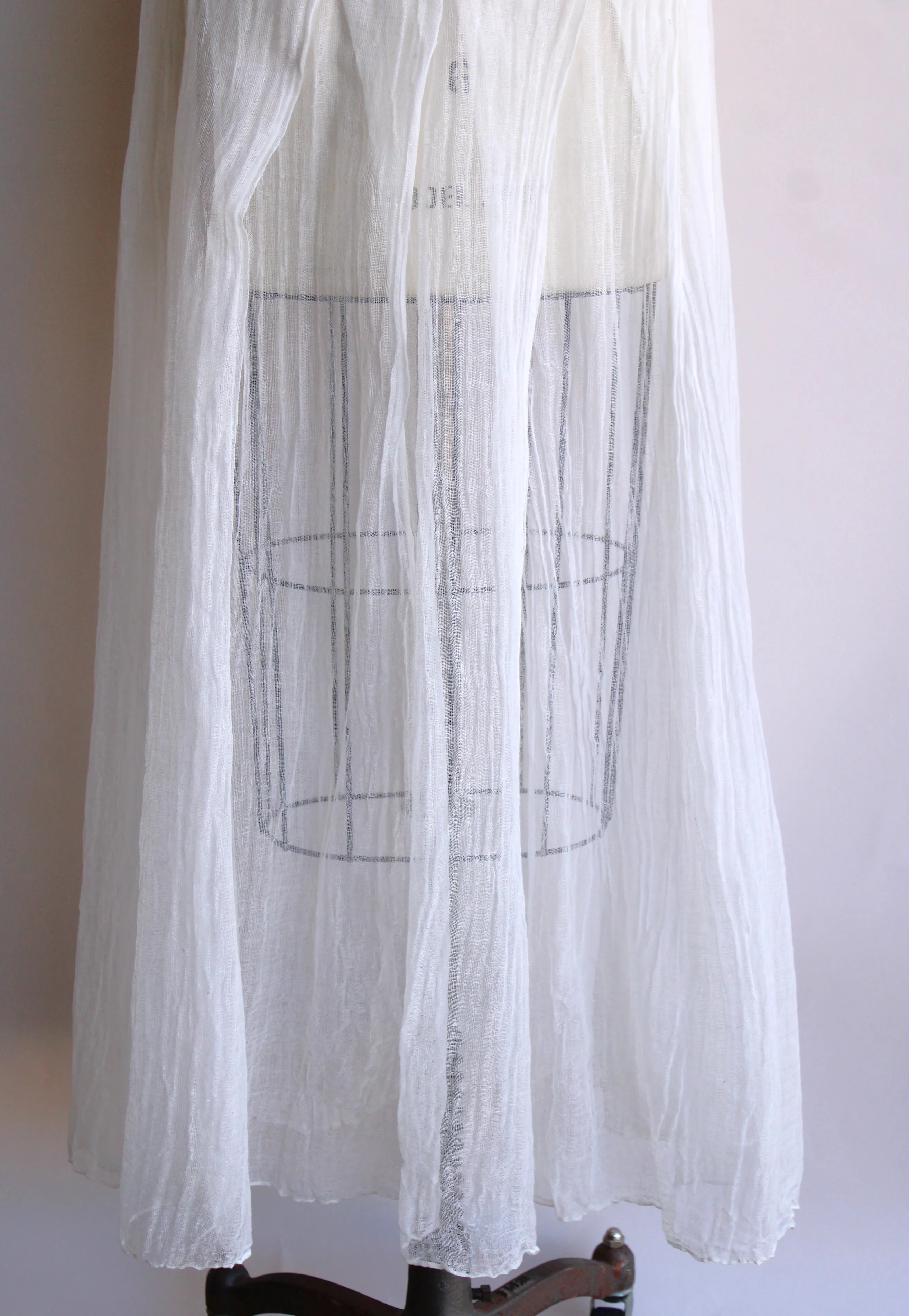 Vintage 1950s 1960s White Gauze Petticoat