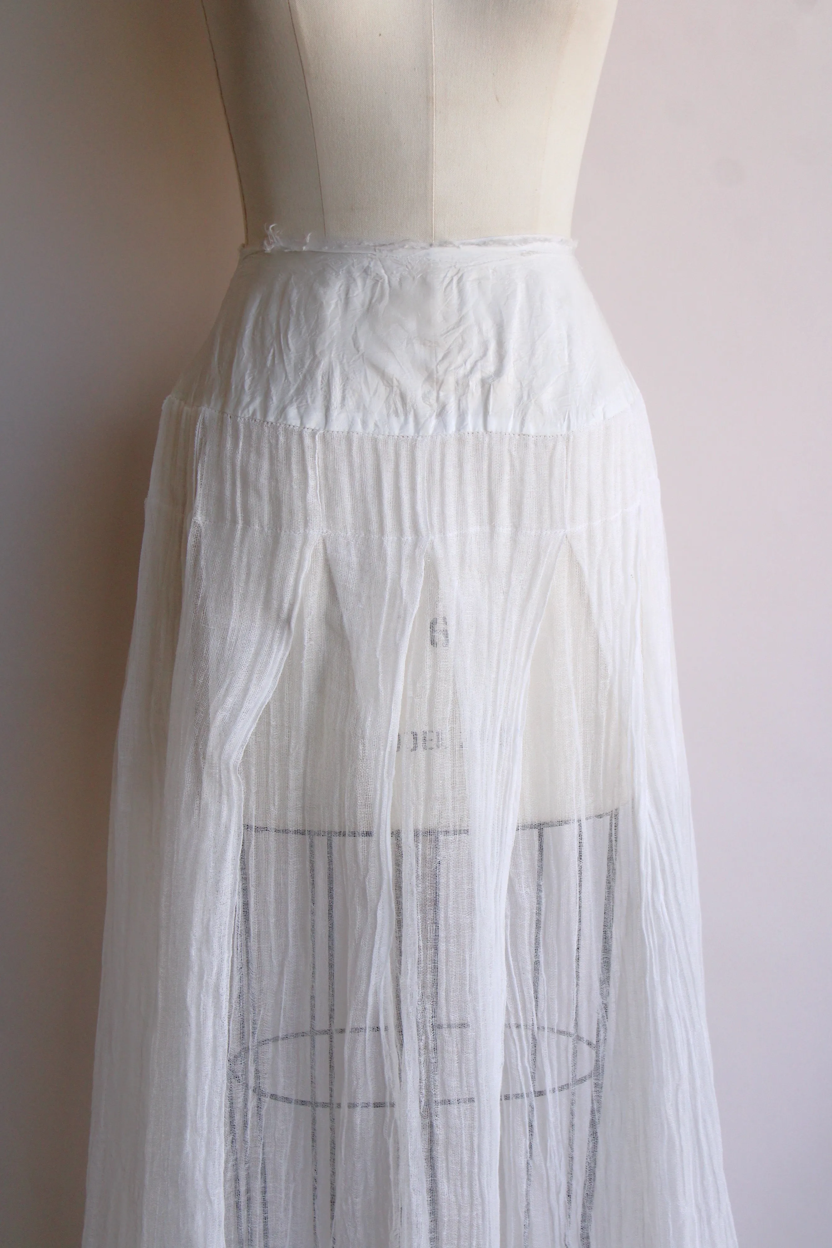 Vintage 1950s 1960s White Gauze Petticoat