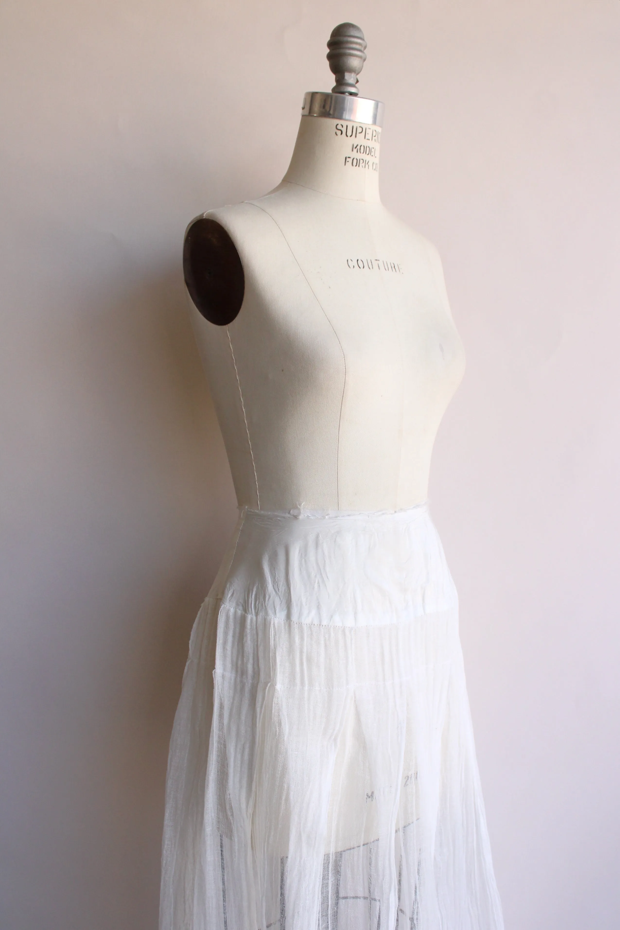 Vintage 1950s 1960s White Gauze Petticoat